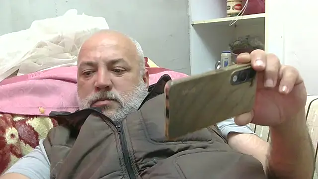 husoizmir online show from 05-18-26, 03:39