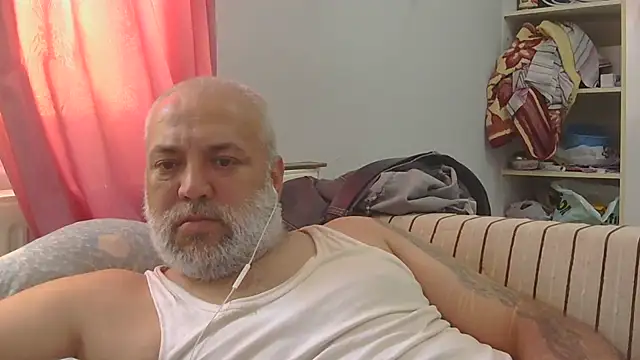 Snapshot of husoizmir chatting on 07-02-26, 01:39 husoizmir online show from 07-02-26, 01:39