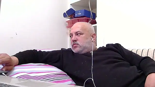 husoizmir online show from 05-12-26, 12:44