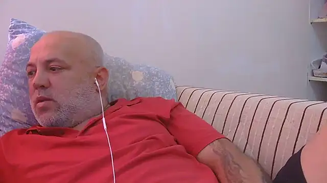 Snapshot of husoizmir chatting on 06-18-26, 11:26 husoizmir online show from 06-18-26, 11:26