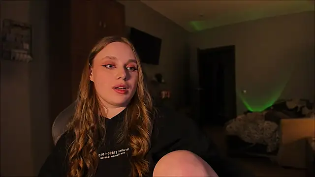 Rachel Ro online show from 01-18-25, 02:36