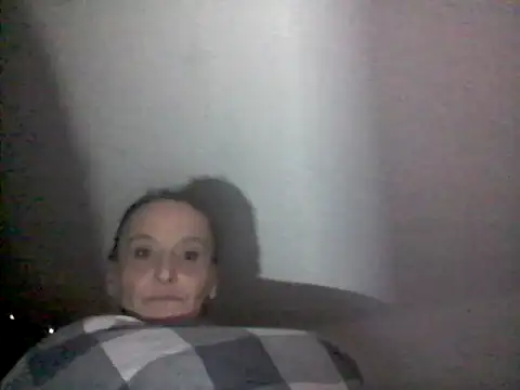 Snapshot of Pussicat1976 chatting on 11-04-25, 11:41 Pussicat1976 online show from 11-04-25, 11:41