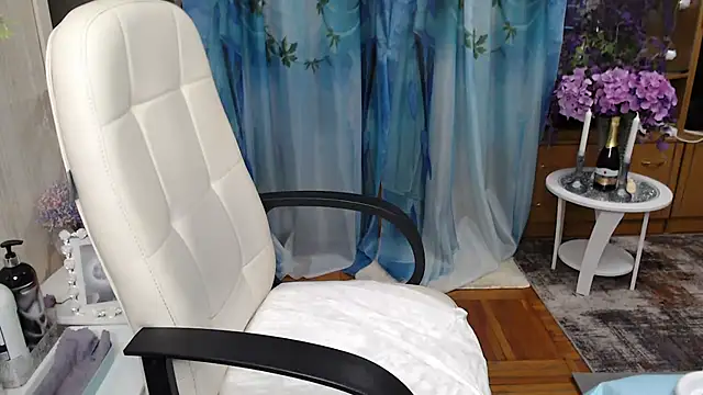 Mika Passion online show from 12-05-25, 09:41