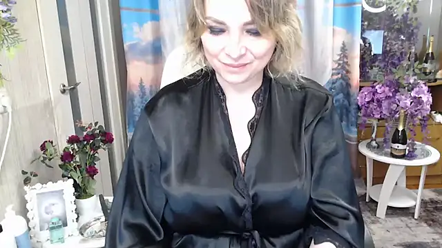 Mika Passion online show from 04-13-26, 09:46