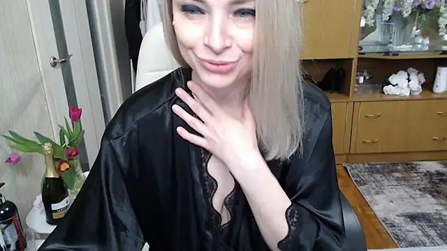 Mika Passion online show from 03-07-25, 06:57