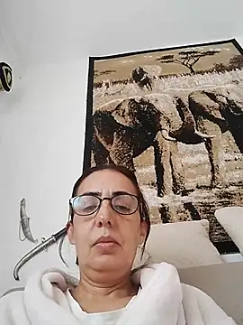 Snapshot of silla chatting on 11-01-25, 10:42 silla online show from 11-01-25, 10:42