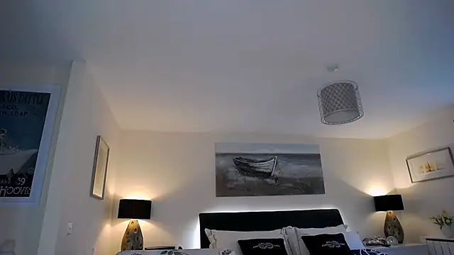 AlbanyWhite online show from 05-18-26, 11:59