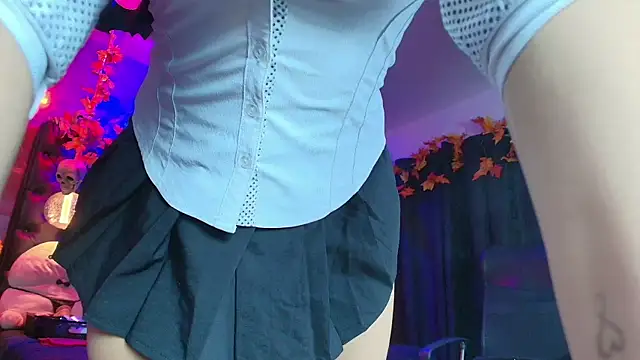 Snapshot of AlexHoe_ chatting on 09-15-25, 07:03 AlexHoe online show from 09-15-25, 07:03