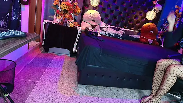 Snapshot of AlexHoe_ chatting on 09-14-25, 06:52 AlexHoe online show from 09-14-25, 06:52