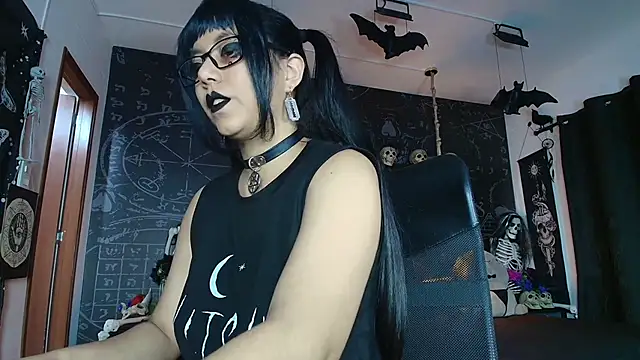 Snapshot of AlexHoe_ chatting on 02-20-26, 07:05 AlexHoe online show from 02-20-26, 07:05