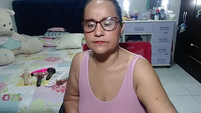 pervert mommy  online show from 02-12-26, 10:04