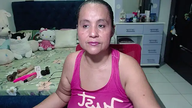 pervert mommy  online show from 12-04-25, 10:14