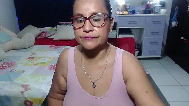 pervert mommy  online show from 04-21-26, 09:49