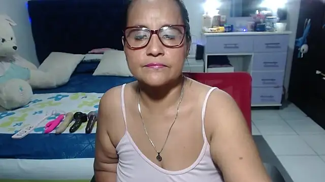 pervert mommy  online show from 04-12-26, 12:30