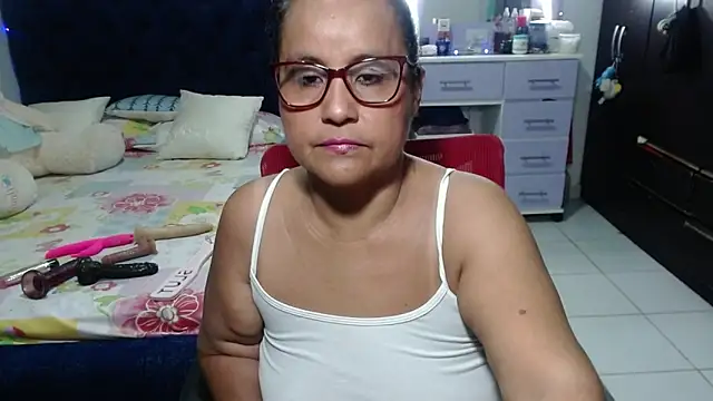 pervert mommy  online show from 02-10-26, 10:36