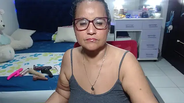 pervert mommy  online show from 04-13-26, 10:08