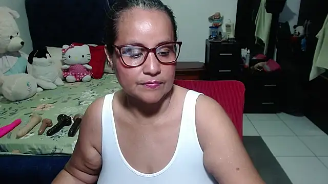 pervert mommy  online show from 09-10-25, 11:31