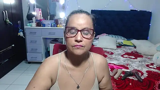 pervert mommy  online show from 05-21-26, 10:12