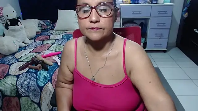 pervert mommy  online show from 05-06-26, 10:08