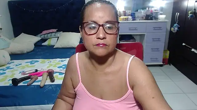 pervert mommy  online show from 03-09-26, 10:30