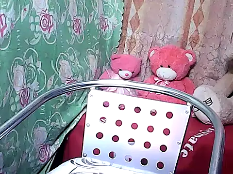 hotwetgran online show from 07-13-26, 11:42