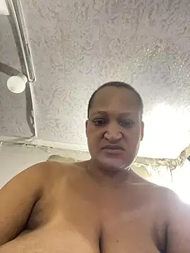 XHotJuicyBootyXX online show from 04-23-26, 11:05