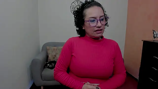 Snapshot of scarlet_wet chatting on 06-26-26, 09:53 scarlet wet online show from 06-26-26, 09:53