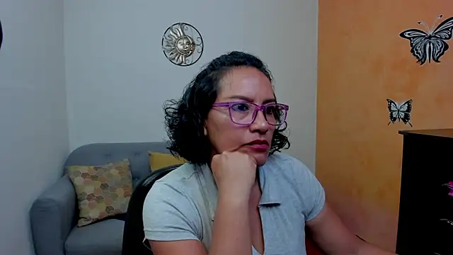scarlet wet online show from 05-20-26, 10:40