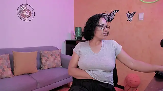 scarlet wet online show from 11-18-25, 12:37