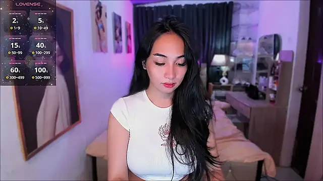 SweetLilly 18 online show from 12-04-25, 03:49