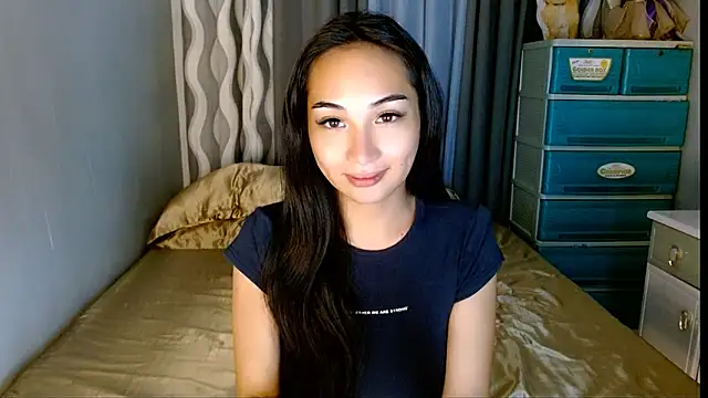 SweetLilly 18 online show from 06-01-26, 07:08
