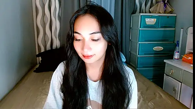 SweetLilly 18 online show from 05-25-26, 04:34