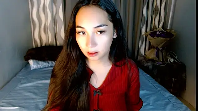 SweetLilly 18 online show from 05-17-26, 03:06
