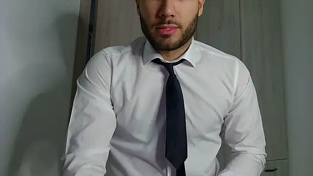 Justynn1 online show from 02-18-25, 06:15