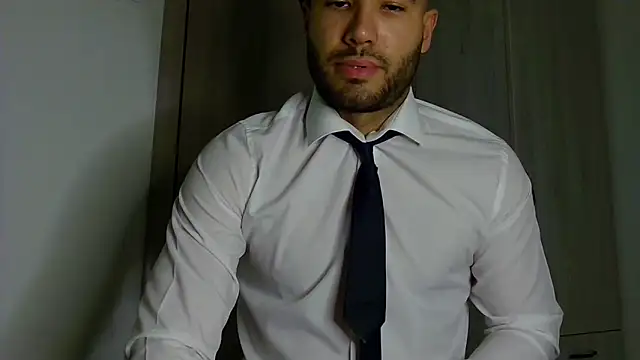 Justynn1 online show from 05-16-26, 02:10