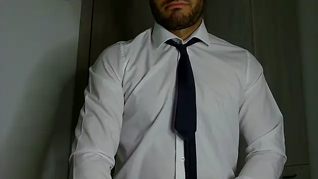 Justynn1 online show from 05-16-26, 01:37