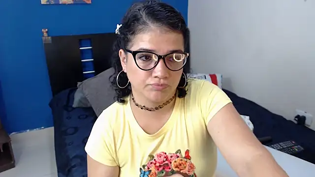 GlendaStarx online show from 04-29-26, 08:04