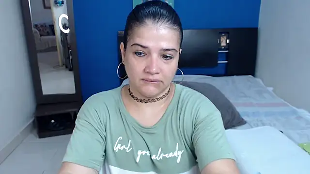 GlendaStarx online show from 05-26-26, 02:37