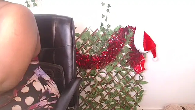 Black Monster Tits online show from 12-22-25, 06:52