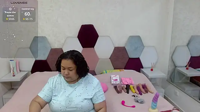 angel blue online show from 12-20-25, 02:42