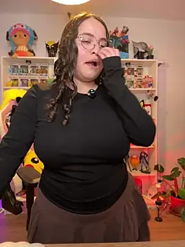 Snapshot of Sweet_sully__ chatting on 03-01-26, 09:20 Sweet sully online show from 03-01-26, 09:20