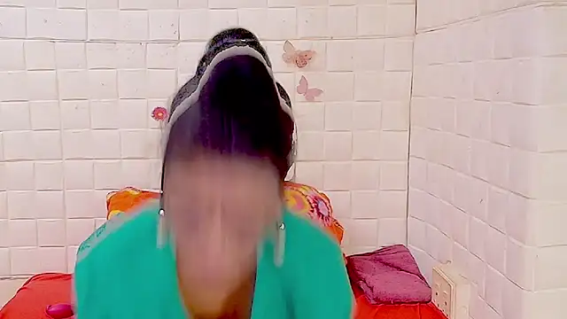 IndianAllure online show from 02-28-26, 05:29