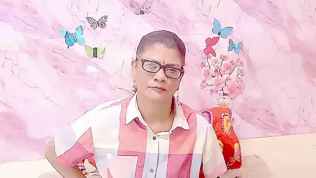 IndianAllure online show from 11-27-25, 05:41