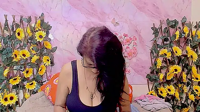 IndianAllure online show from 01-06-26, 06:06