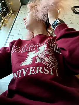 Frost foxy online show from 10-12-25, 02:24