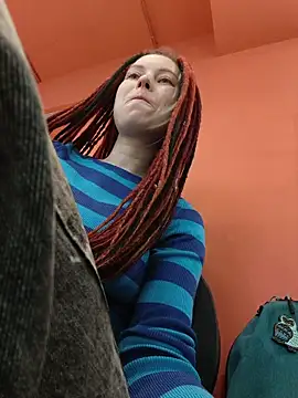 Frost foxy online show from 11-19-25, 02:22