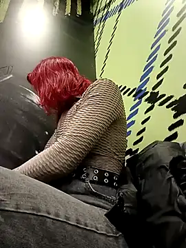 Frost foxy online show from 03-04-25, 05:32