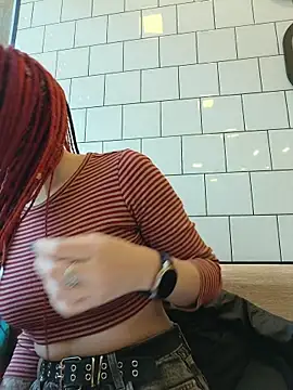 Frost foxy online show from 10-26-25, 02:34