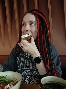 Frost foxy online show from 11-08-25, 02:37