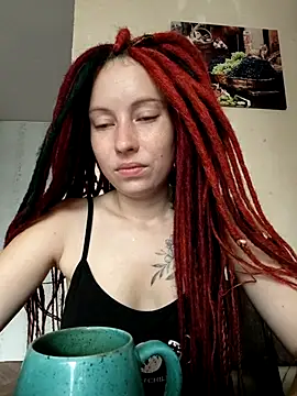 Frost foxy online show from 09-17-25, 05:20